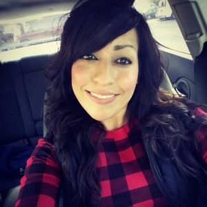 Meet your Posher, Mel l